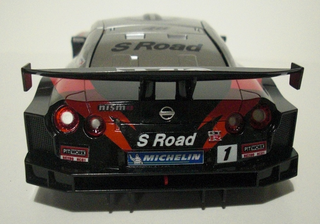 京商ミニッツ　GT500 ミニッツ GT－R GT500をMOTUL AUTECH GT-Rに塗装