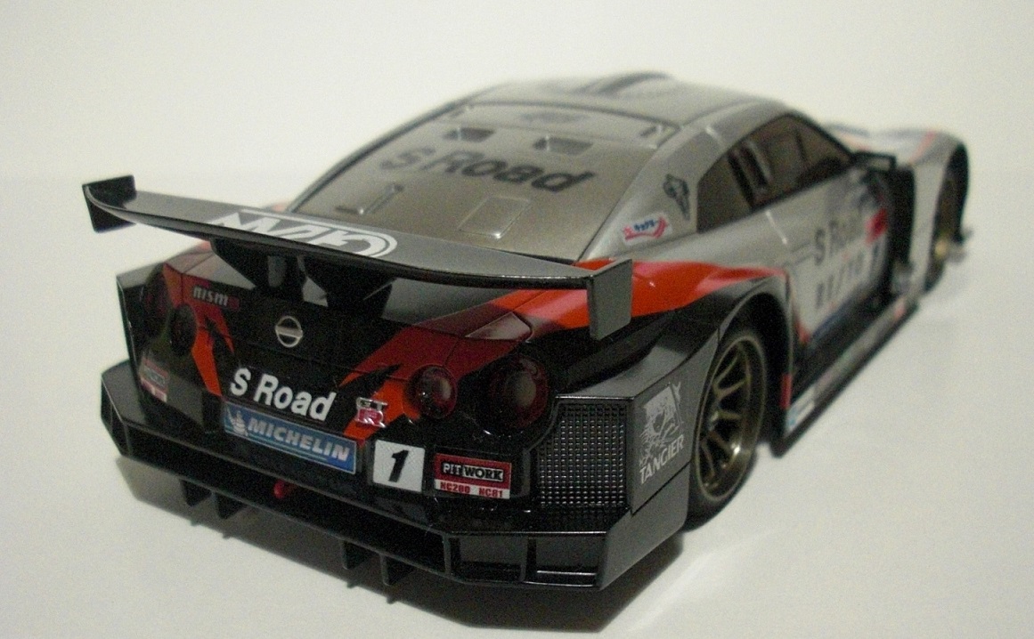 京商ミニッツ　GT500 ミニッツ GT－R GT500をMOTUL AUTECH GT-Rに塗装