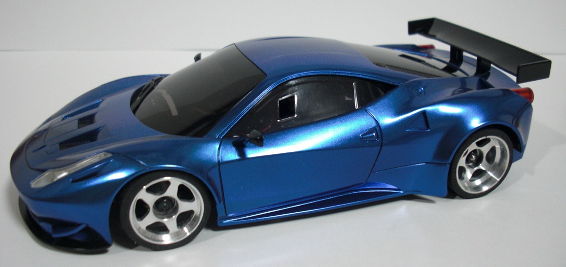 ミニッツ フェラーリ458GT2をメタリックブルーに塗装！ - リッキーの