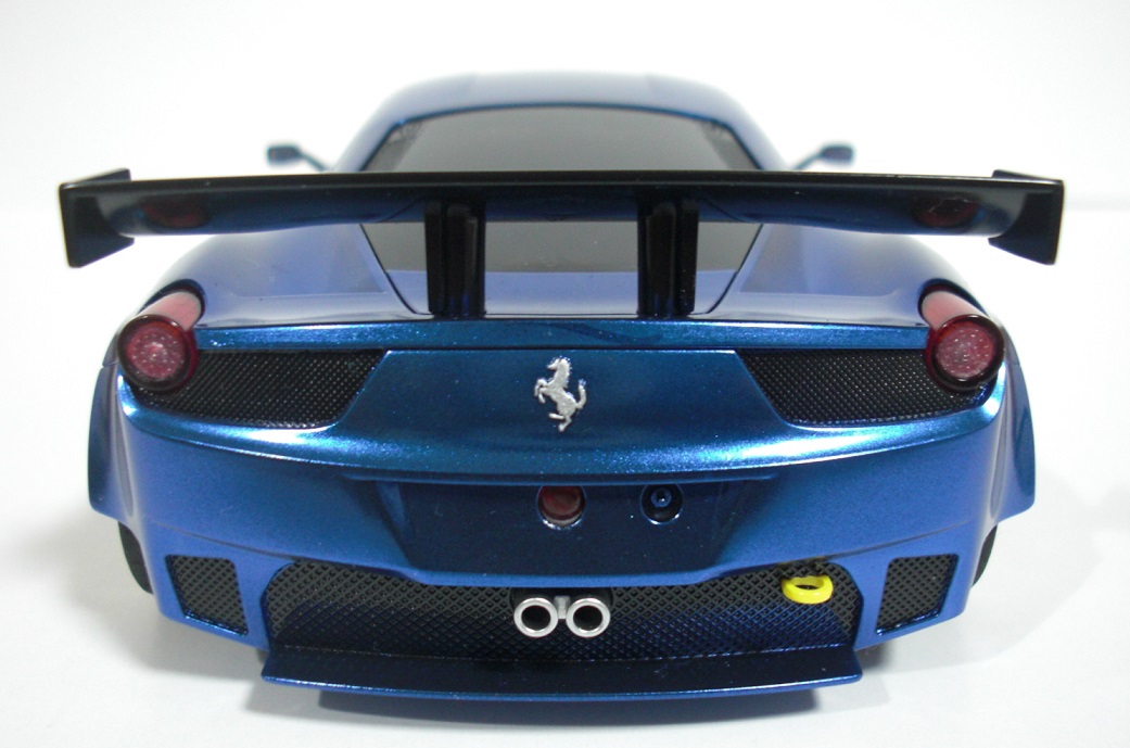 ミニッツ フェラーリ458GT2をメタリックブルーに塗装！ - リッキーの