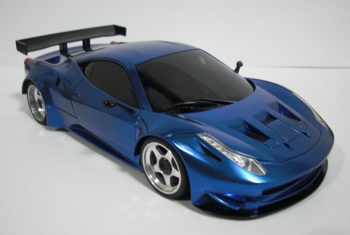 ミニッツ フェラーリ458GT2をメタリックブルーに塗装！ - リッキーの