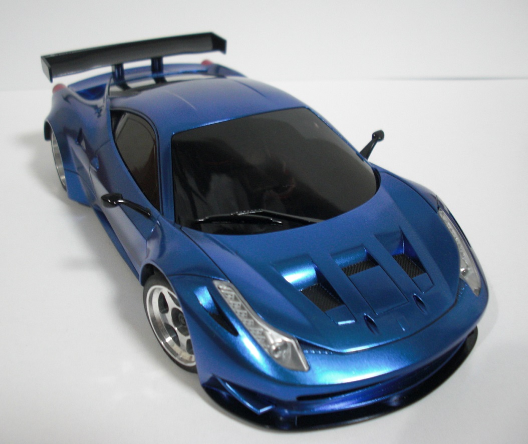ミニッツ フェラーリ458GT2をメタリックブルーに塗装！ - リッキーの