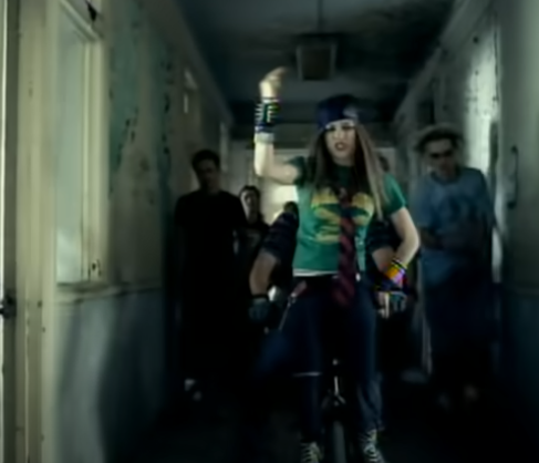 Sk8er Boi Avril Lavigne アヴリルラヴィーン 洋楽box 洋楽をひたすら和訳するブログ