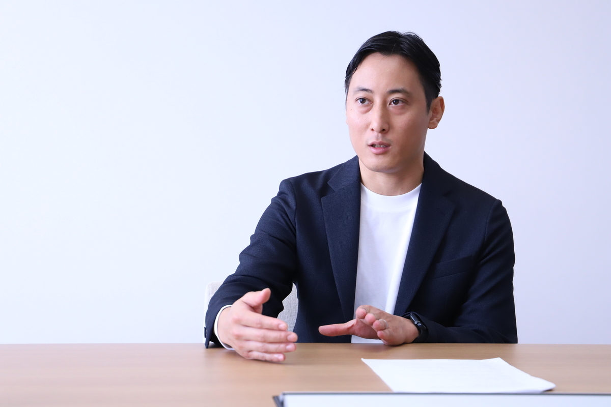 執行役員 兼 Promotion X室 室長　石﨑 優さんの写真