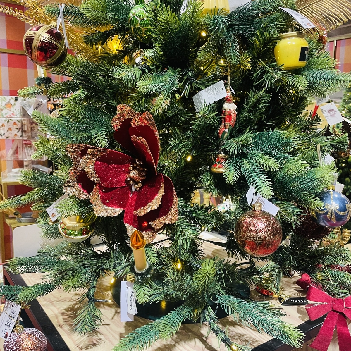 専用♡オランダ クリスマスオーナメントプレゼント♡優しい微笑みクジラさん クリスマスギフト特集：オランダのクリスマスオーナメントがやばい