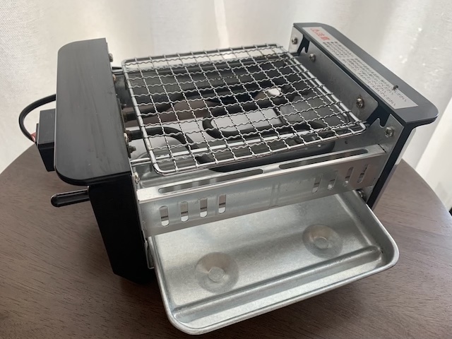 トレイには水を注ぐ