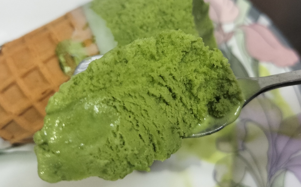 セブンティーンアイス 濃い抹茶を実食レビュー。マジで濃くもさっぱり
