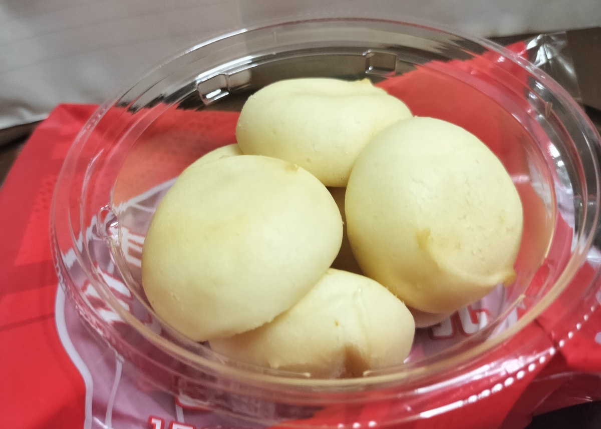 セブンのもちもち食感ミルクのボールを実食レビュー。蒸しポンデでした