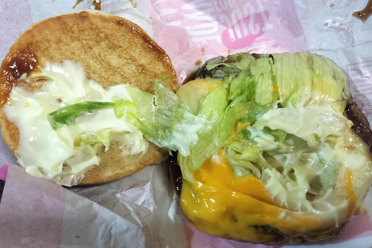 チーチーてりやきをてりやきマックバーガーと比較実食レビュー。やはり