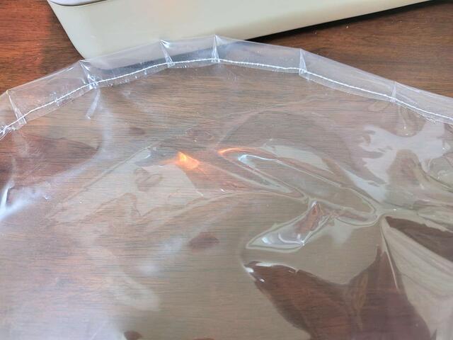豆イスのリメイク。防水加工にするためのテーブルクロス