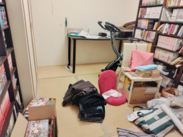 汚部屋に成り果てた和室の片付け
