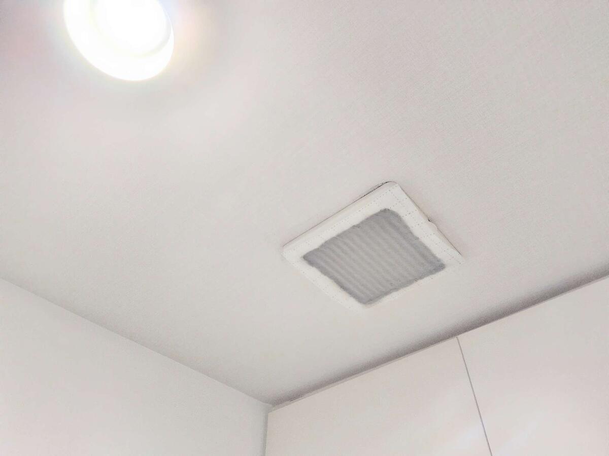 トイレの換気扇