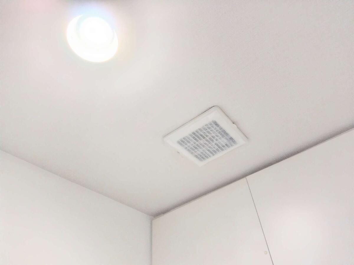 2年間放置していた換気扇フィルター