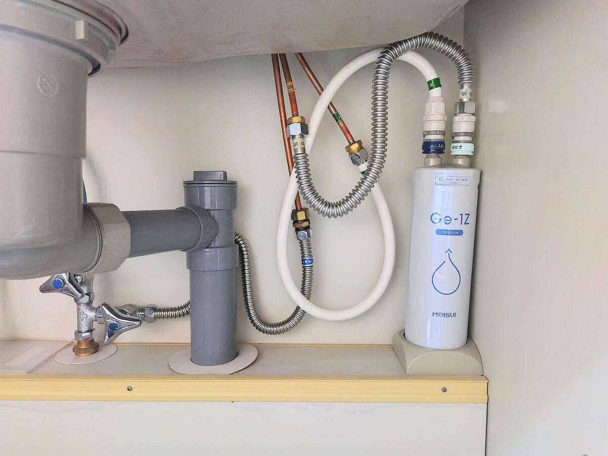 浄水器カートリッジの取り替え