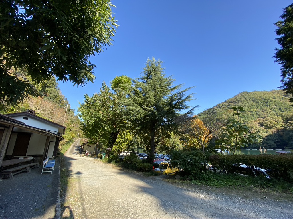 神奈川 相模湖 秋山川キャンプ場でごほうび秋ソロキャン りとキャン キャンプと旅と散歩のあしあと