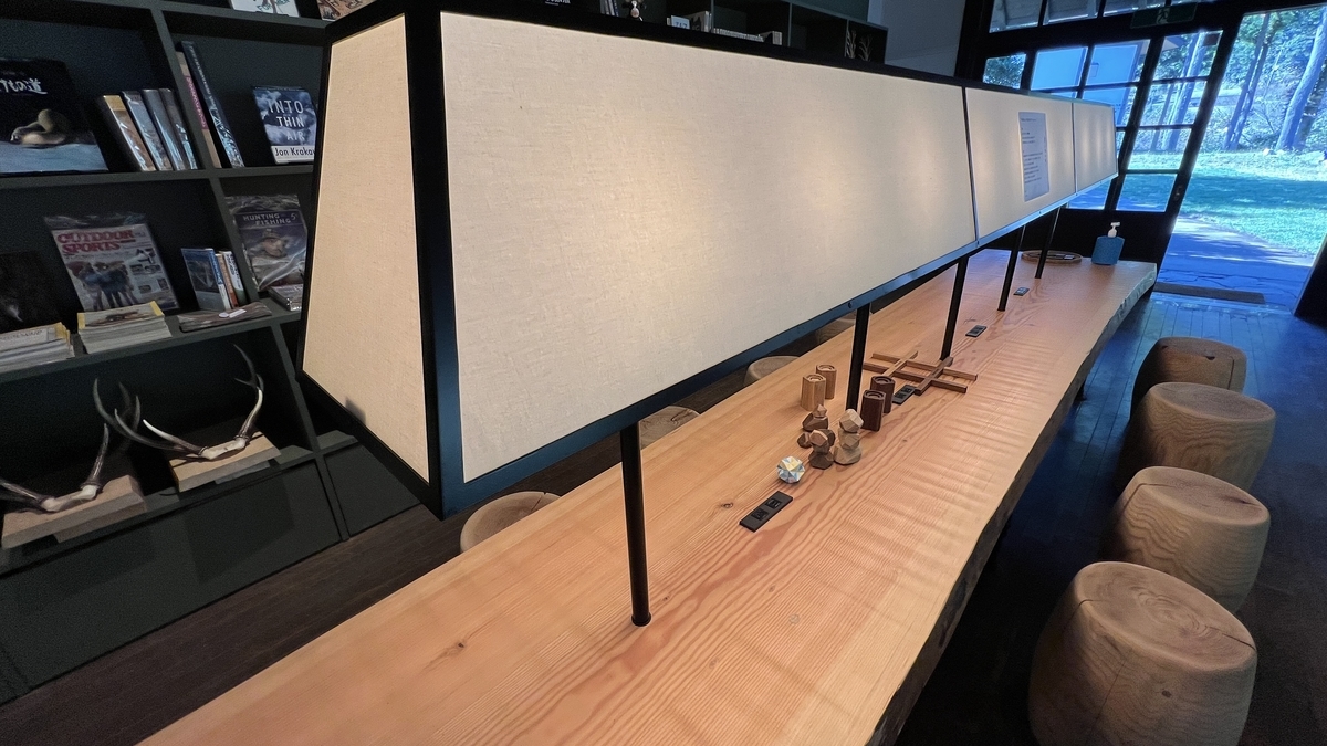電源付きテーブル