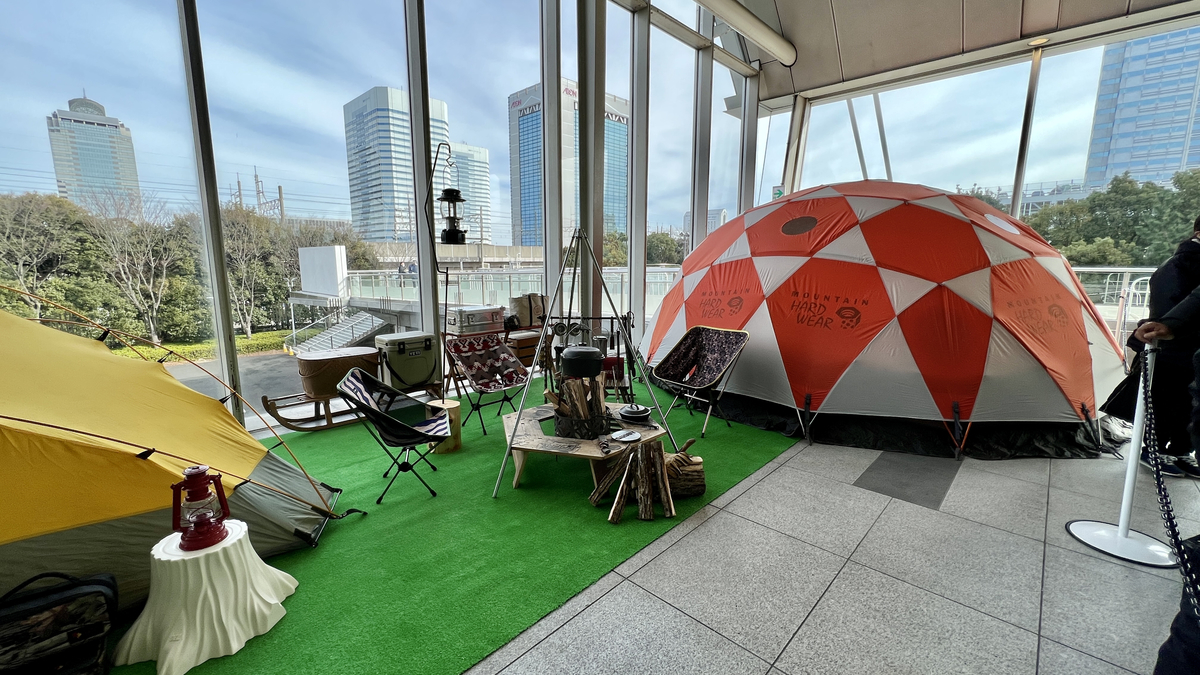 キャンプギアの展示
