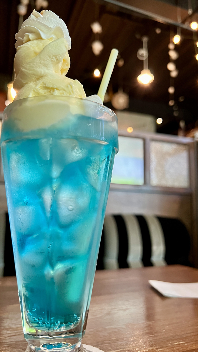 ラムネブルークリームソーダ