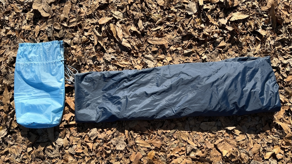 収納袋とインナーテント