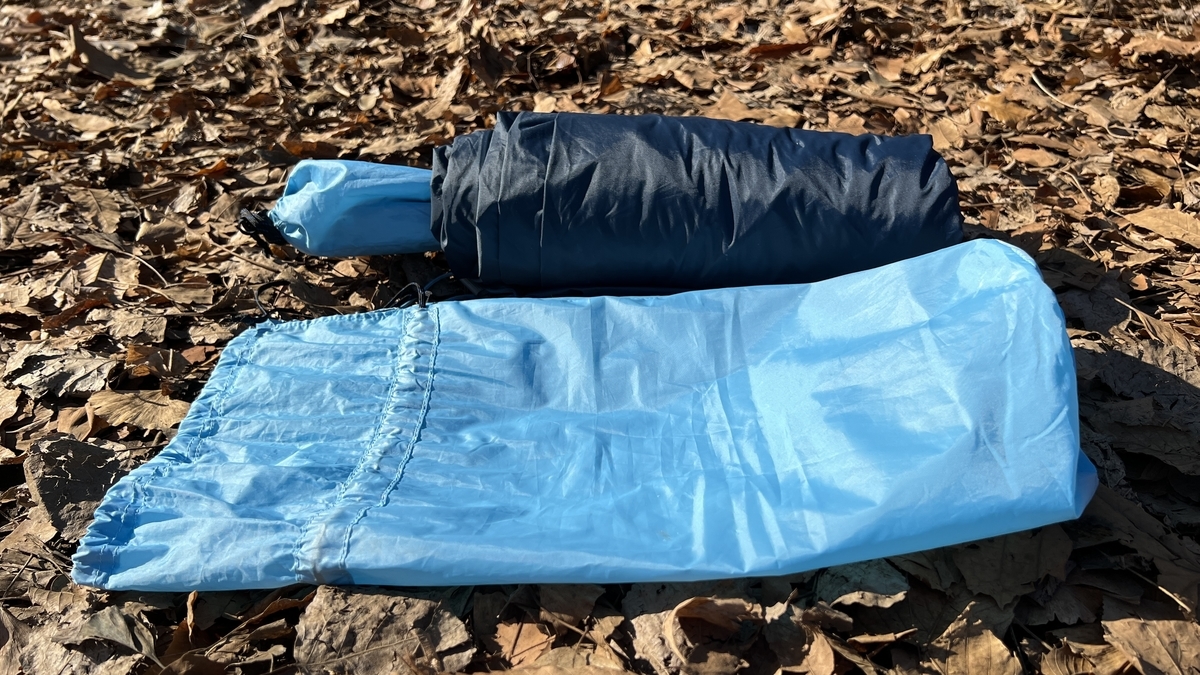 インナーテントと収納袋