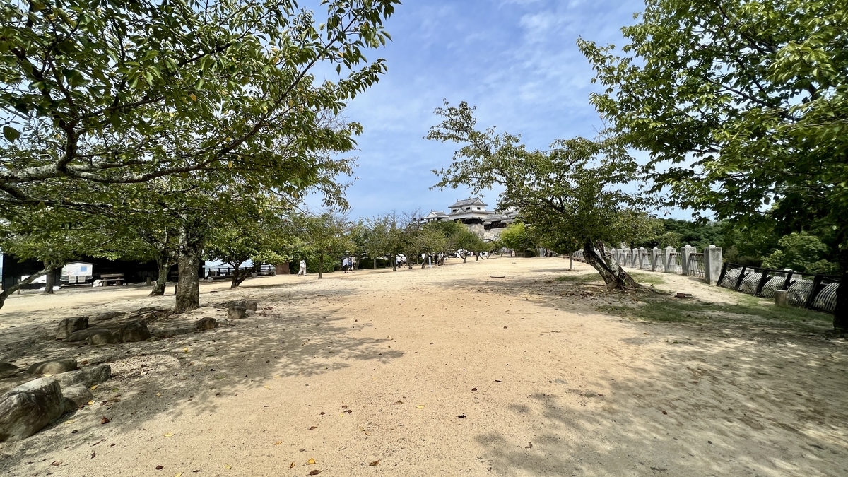 本丸広場