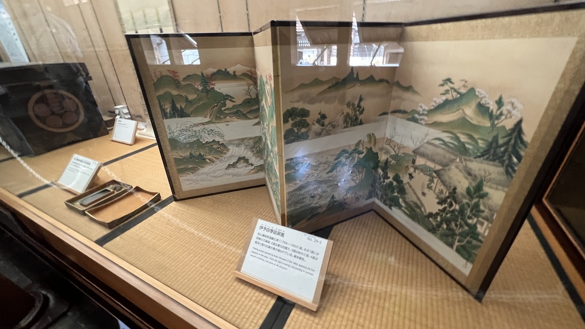 歴史や文化の展示や解説