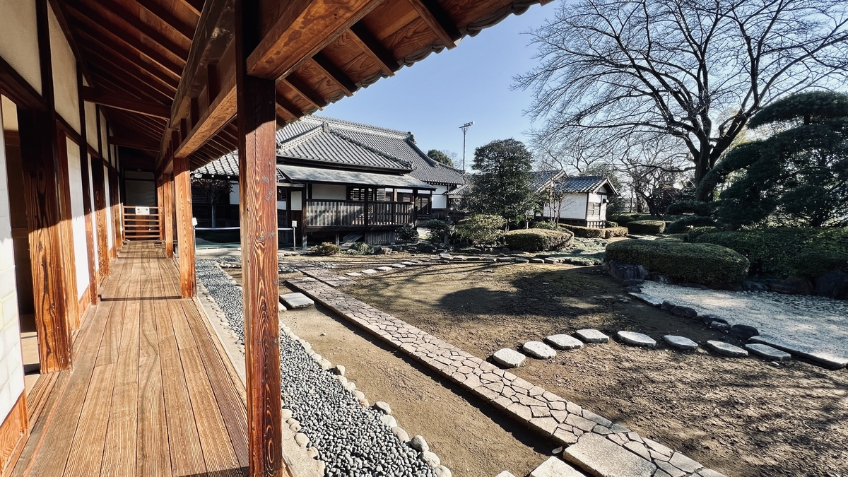 家老詰所と中庭