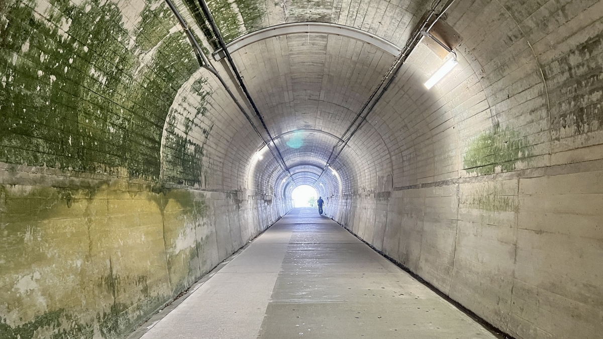 鵜戸崎隧道（トンネル）