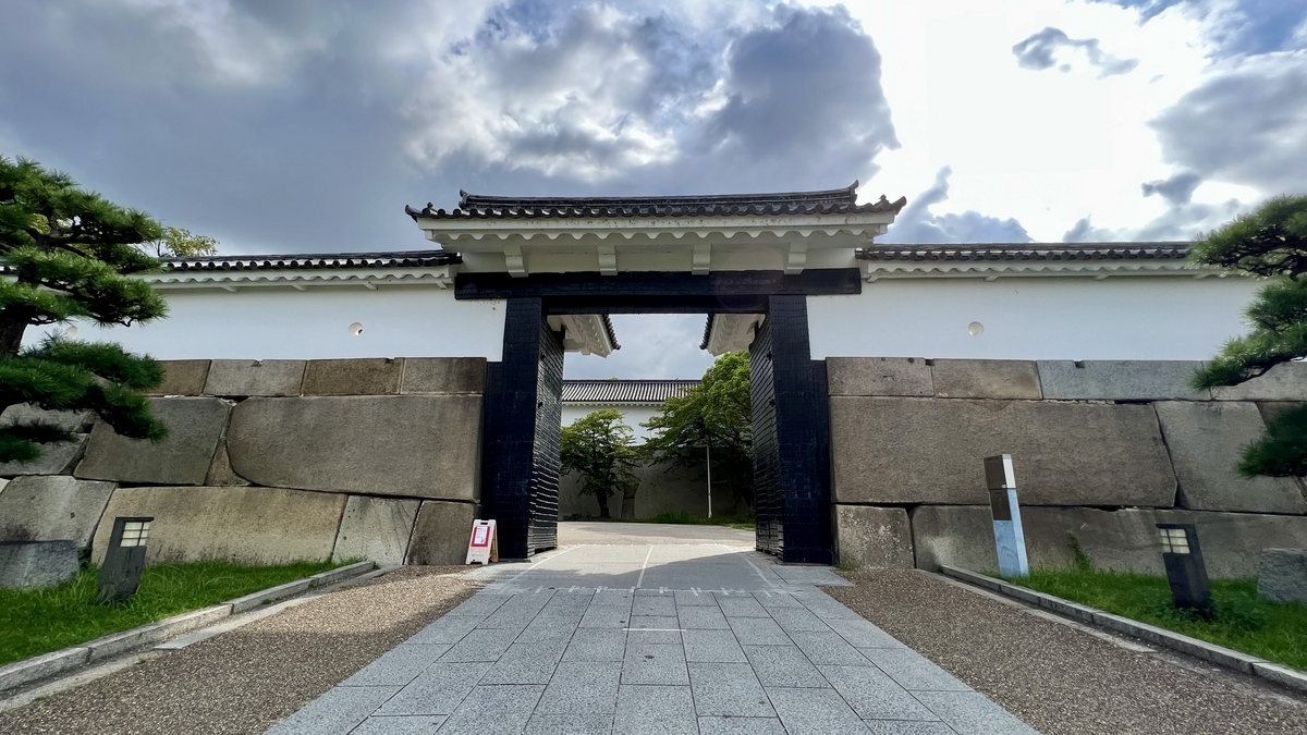 大阪城の大手門