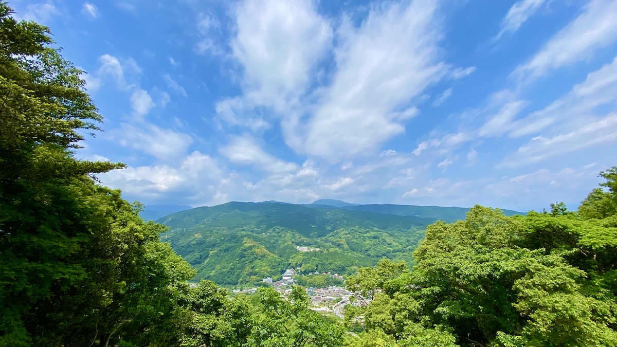 駒ケ岳を臨む景色