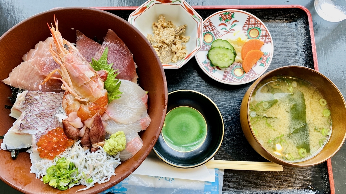 海鮮丼