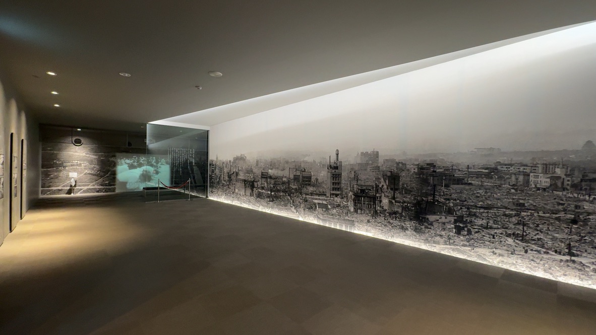 ピースおおさか 大阪国際平和センター