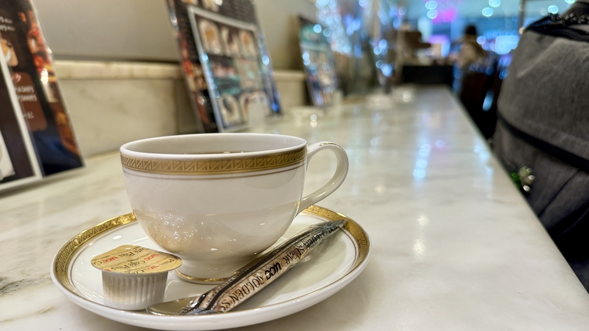 大阪難波の穴場カフェ「グランデ珈琲」｜昭和レトロな純喫茶で至福の