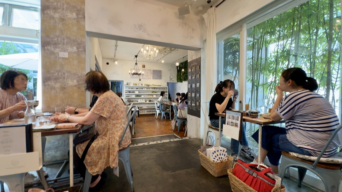 店内