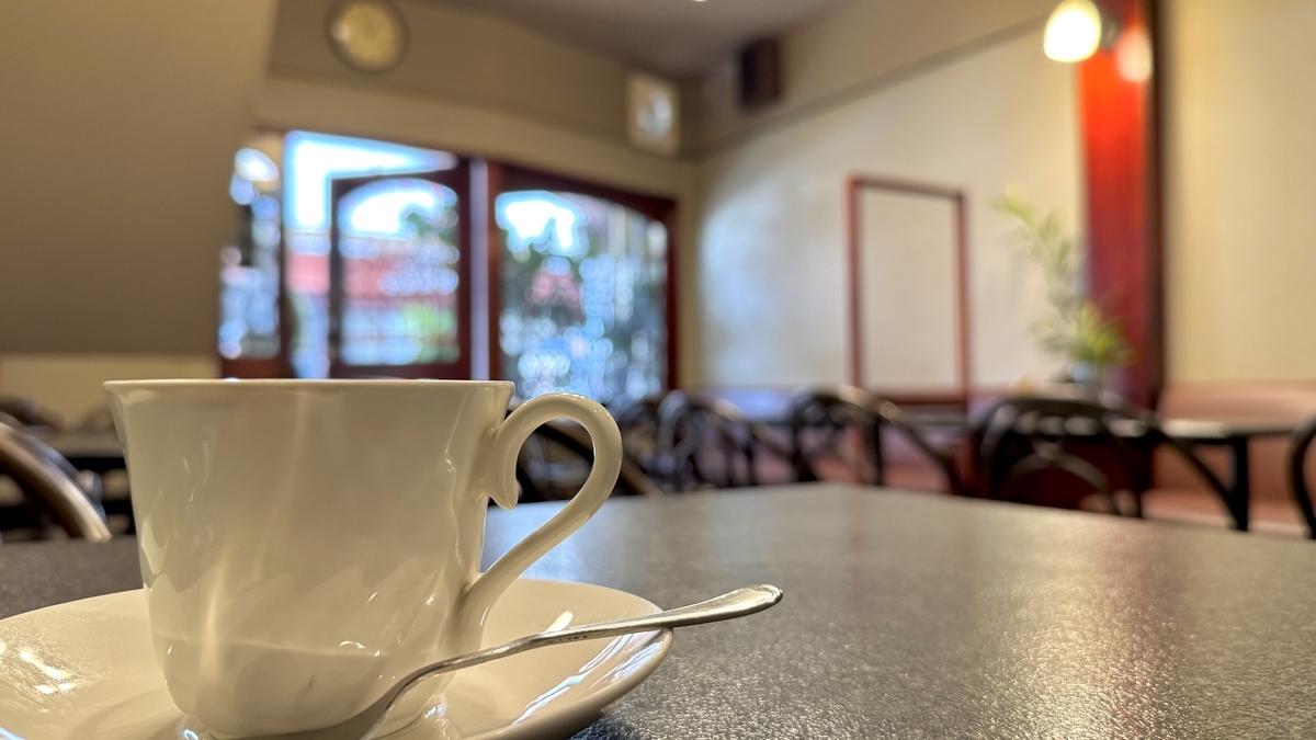 コーヒーと店内