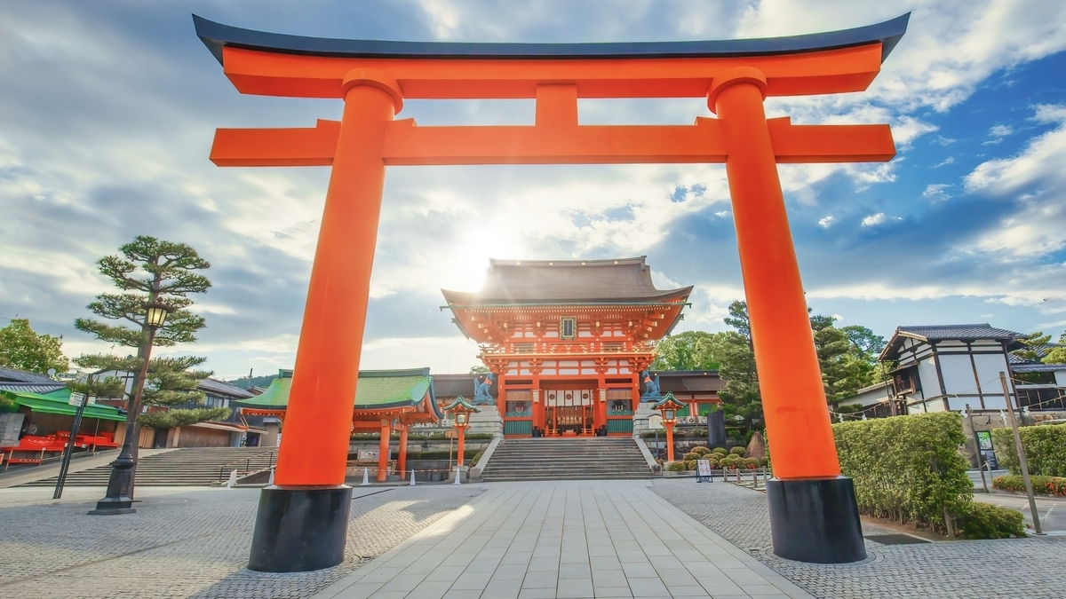 大鳥居と楼門