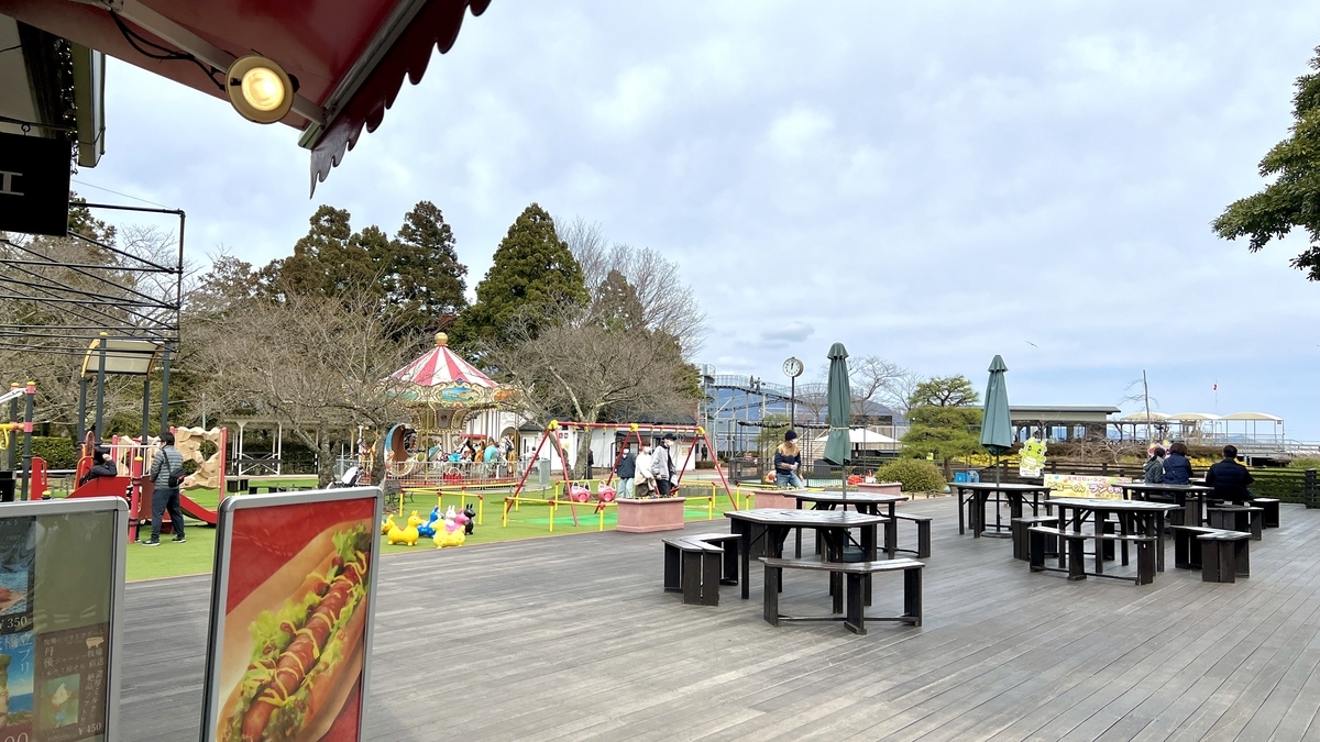 カフェ