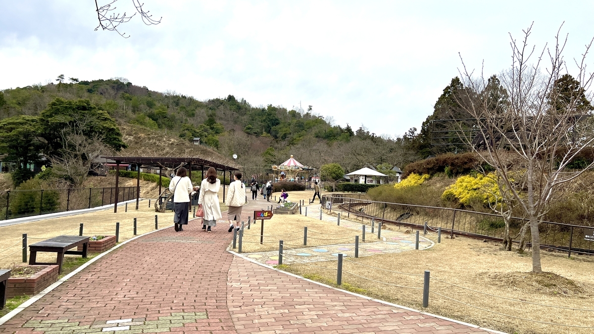 園内