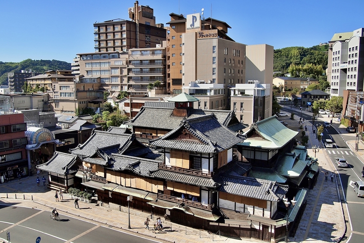 道後温泉本館を見下ろす絶景