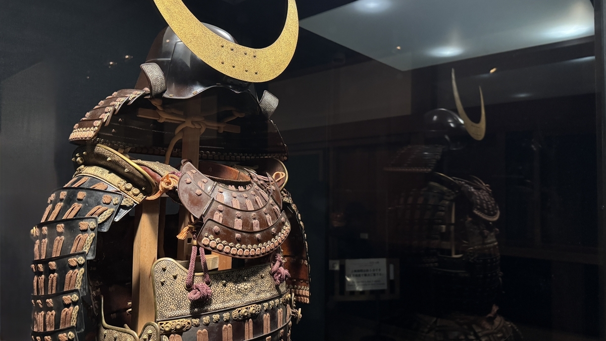 小田原城 常盤木門SAMURAI館 見どころガイド｜城門の中に広がる甲冑と