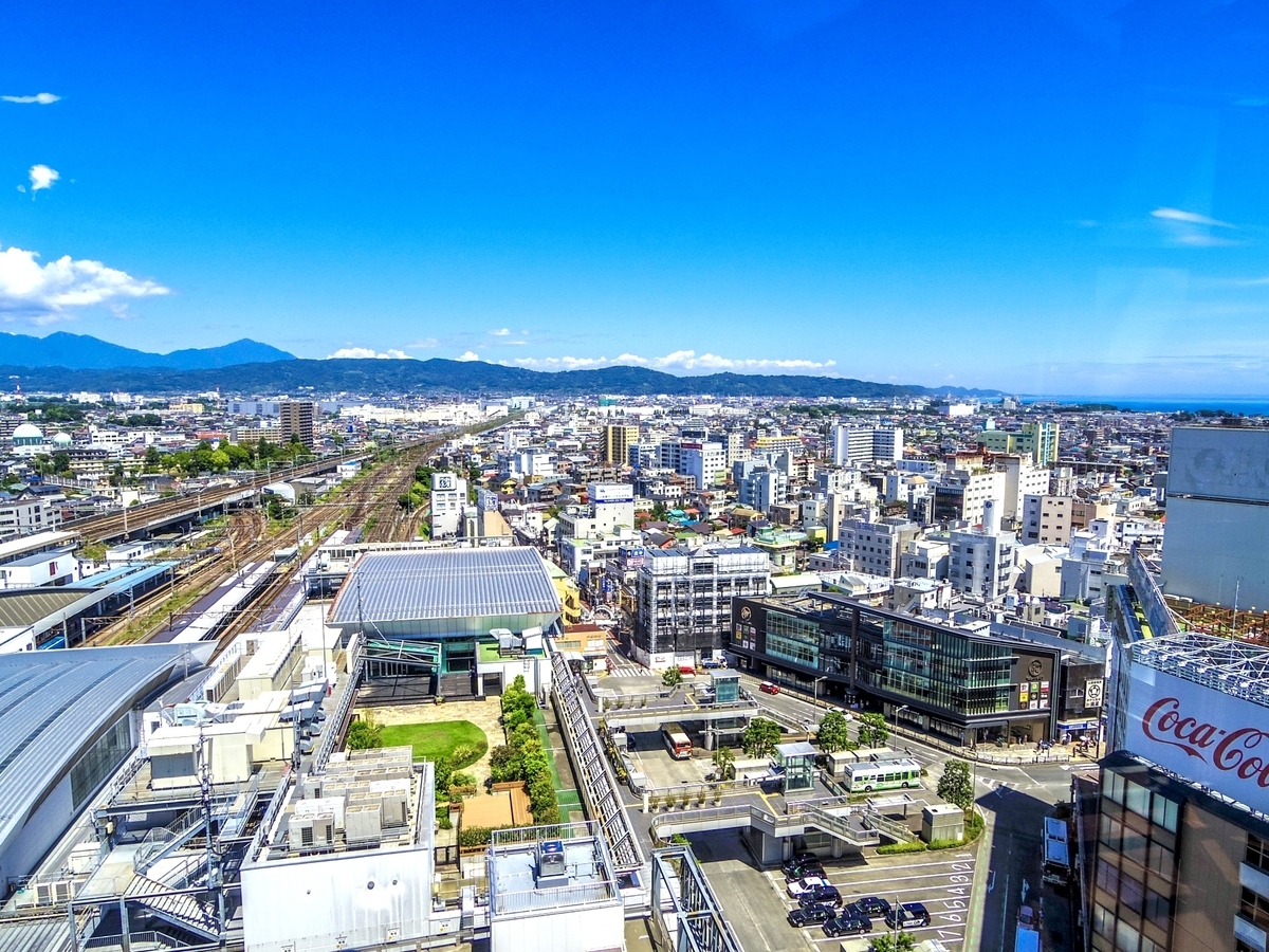 地上50メートルから見下ろす小田原駅周辺の街並み