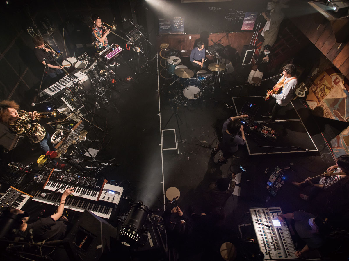 ROTH BART BARON ストリーミング・ライブ at 月見ル君想フ