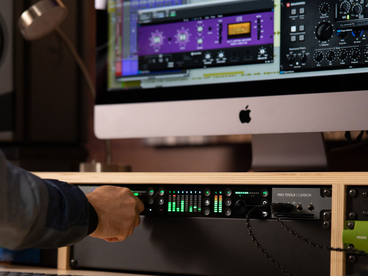 Pro Tools | Quartet オーディオインターフェース