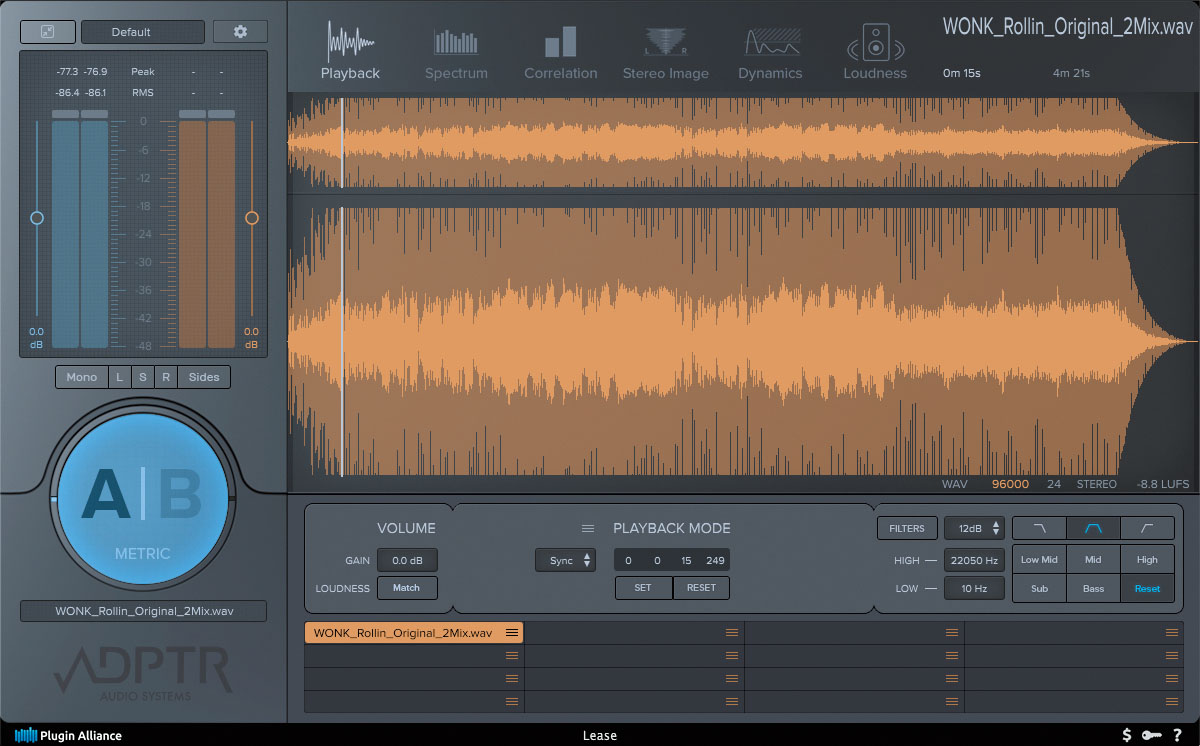 ADPTR AUDIO Metric ABはDAW上でリファレンス音源の試聴や分析ができるほか、制作している曲との周波数や位相、左右の広がり、音量、ラウドネスなどをA/B比較することができるプラグイン。最大で16曲のリファレンス音源を登録することができる