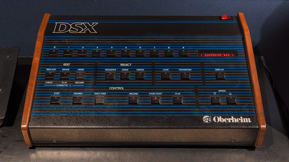 デジタル・ポリフォニック・シーケンサーのOBERHEIM DSX