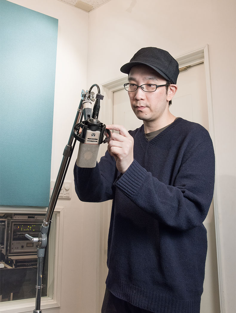 檜谷瞬六【Biography】prime sound studio formやstudio MSRを経て、フリーランスのエンジニアに。ジャズを中心にアコースティック録音を得意とし、近年はポストクラシカルの分野で世界的に評価される小瀬村晶の作品も手掛ける