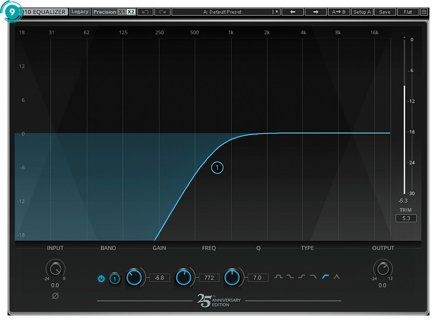 Parallel Splitスロット４の１段目に挿さっているのは、パラグラフィック・イコライザーのWAVES Q10 Equalizer。全部で10バンドを搭載する。ここではパラレル・コーラスを施す前の下処理として、ローカットの役割を担っている