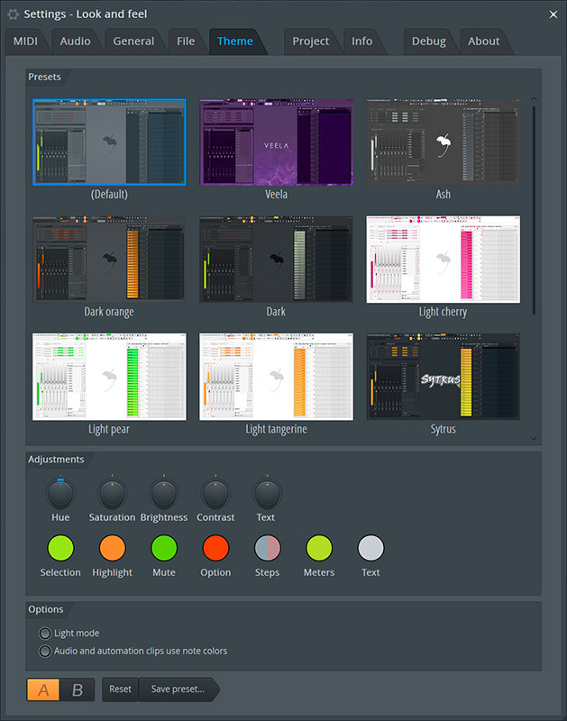 Theme tab in Settings screen.  By default, 10 color presets are provided for the project screen.  Just by selecting each preset, the color of the project screen changes, and even more detailed settings are possible in the Adjustments section. In addition, there is an AB button at the bottom left of the Theme tab, and you can switch the selected screen color with a single click.