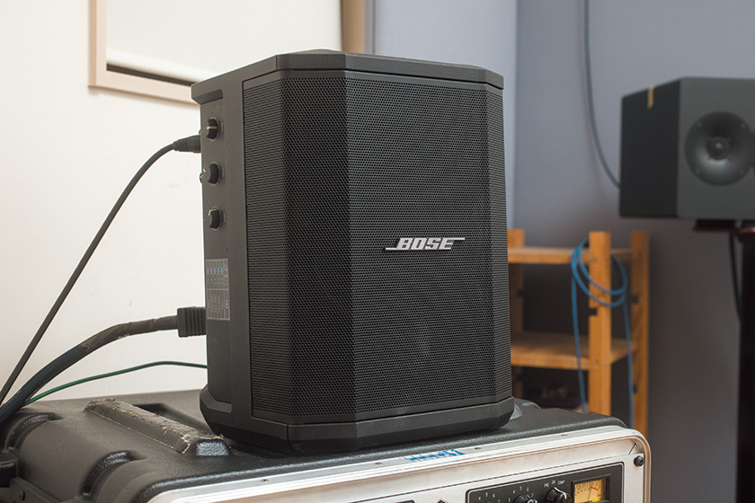 BOSE S1 Proはギターを弾く際のモニターとして活用