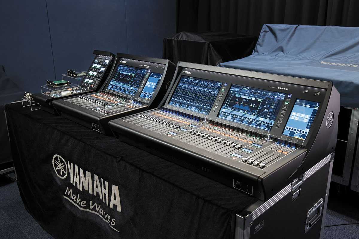 通電確認済み YAMAHA / ヤマハ デジタルミキサー DMP7 日本製 YAMAHA DM7登場〜現代のニーズに応えるデジタル・ミキサー